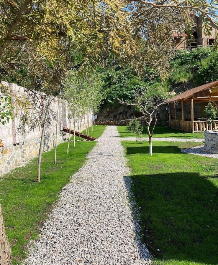 Hovek Guest House Dilijan Exterior foto