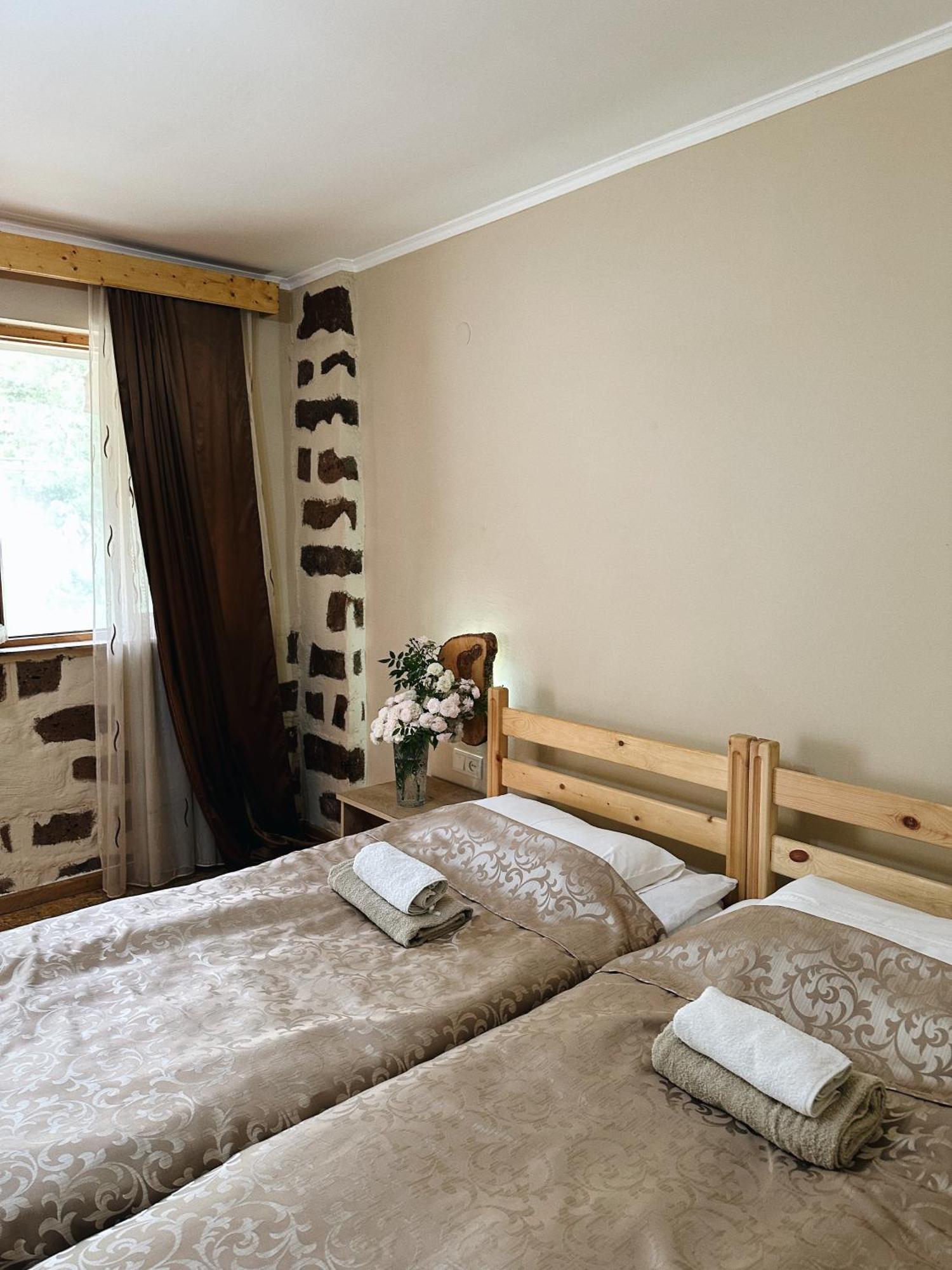 Hovek Guest House Dilijan Exterior foto