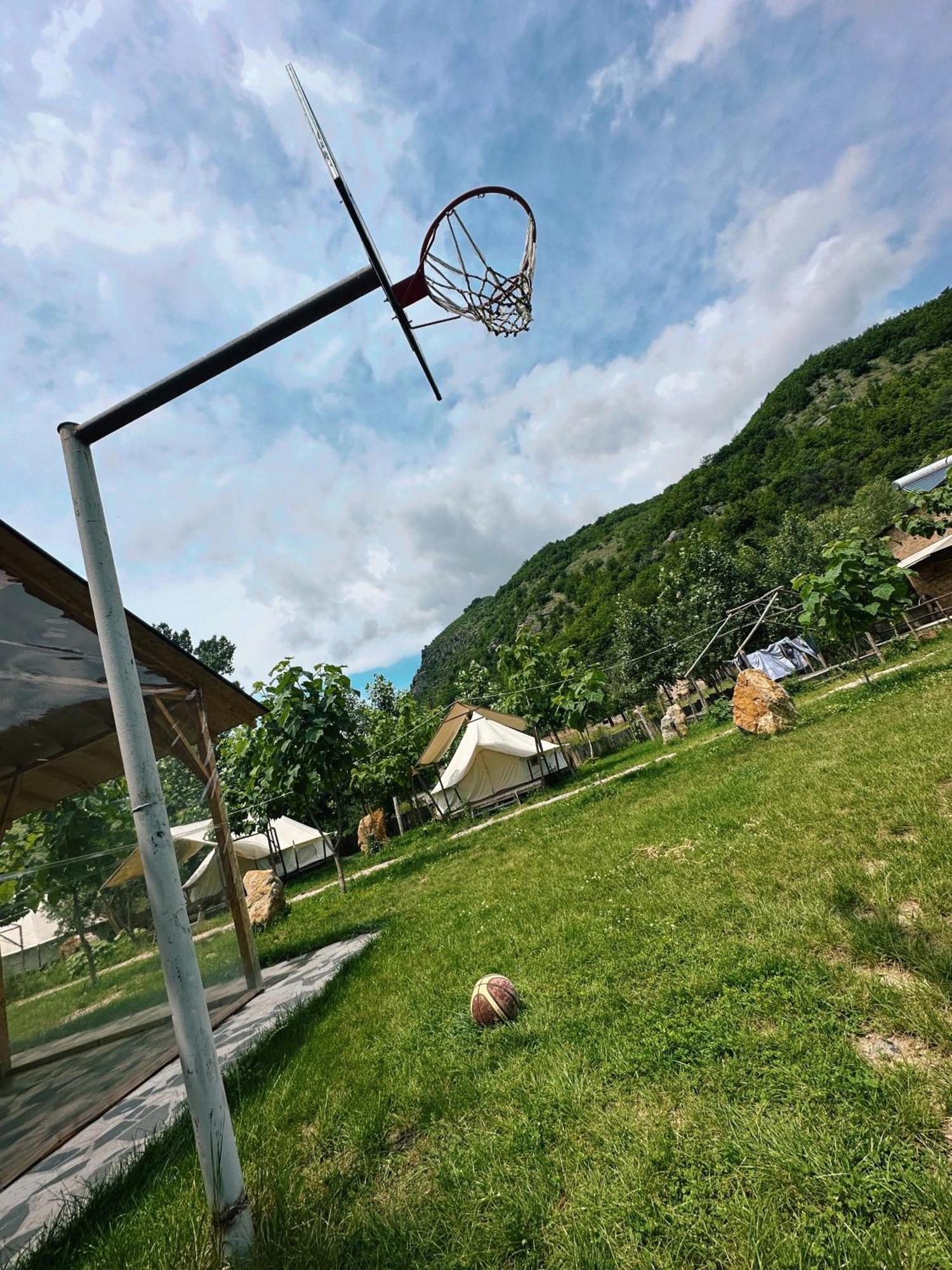 Hovek Guest House Dilijan Exterior foto