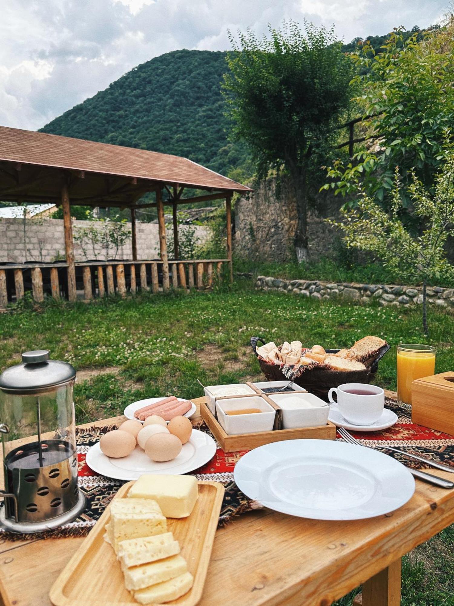 Hovek Guest House Dilijan Exterior foto